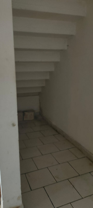 REGALATI UN MINI APPARTAMENTO AL PIANO TERRA, IN CENTRO E COMODO A TUTTI I SERVIZI, SCUOLE, NEGOZ...