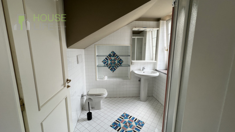 Zanè – In zona comoda al centro, CASA SINGOLA AFFIANCATA composta da soggiorno, cucina, camera ma...