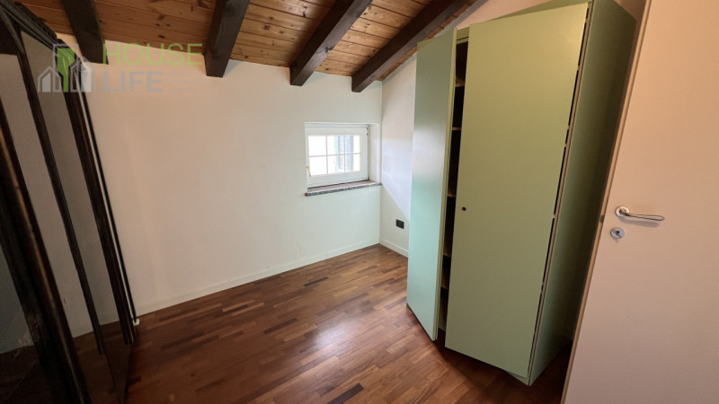 Zanè – In zona comoda al centro, CASA SINGOLA AFFIANCATA composta da soggiorno, cucina, camera ma...