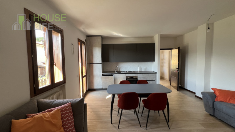 Valli del Pasubio - Zona Malunga: Appartamento al piano terra arredato con tre camere bagno e amp...