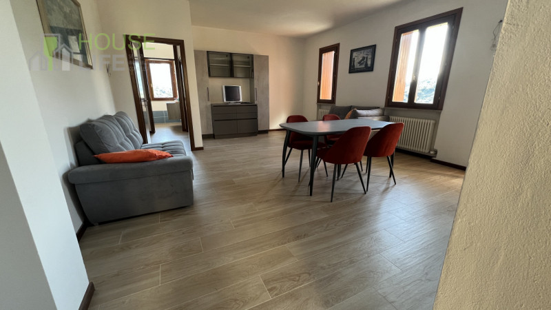 Valli del Pasubio - Zona Malunga: Appartamento al piano terra arredato con tre camere bagno e amp...