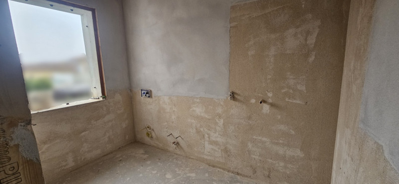 LEGNARO Località Casone. Proponiamo in vendita una nuova porzione di trifamiliare. L’immobile si ...