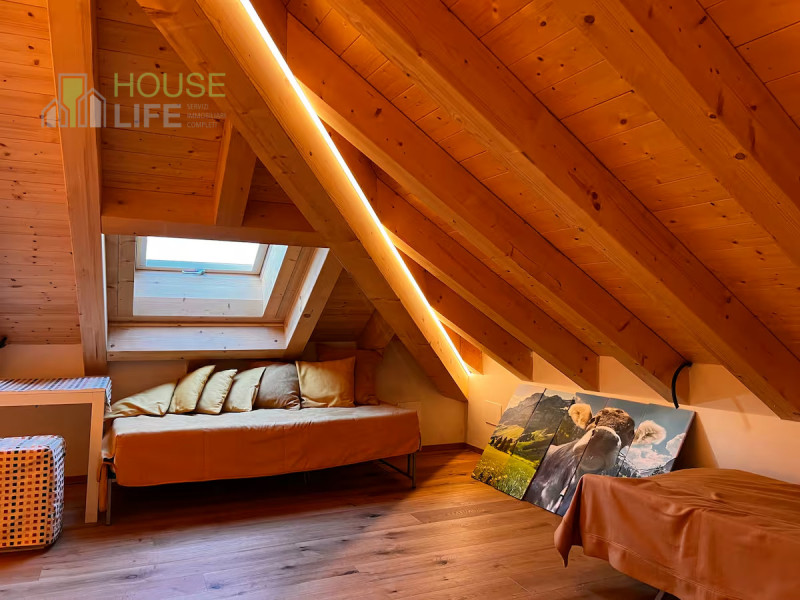 ROANA - TRESCHE CONCA - ELEGANTE CHALET DI MONTAGNA quadrilocale, tre camere, tre bagni, area est...