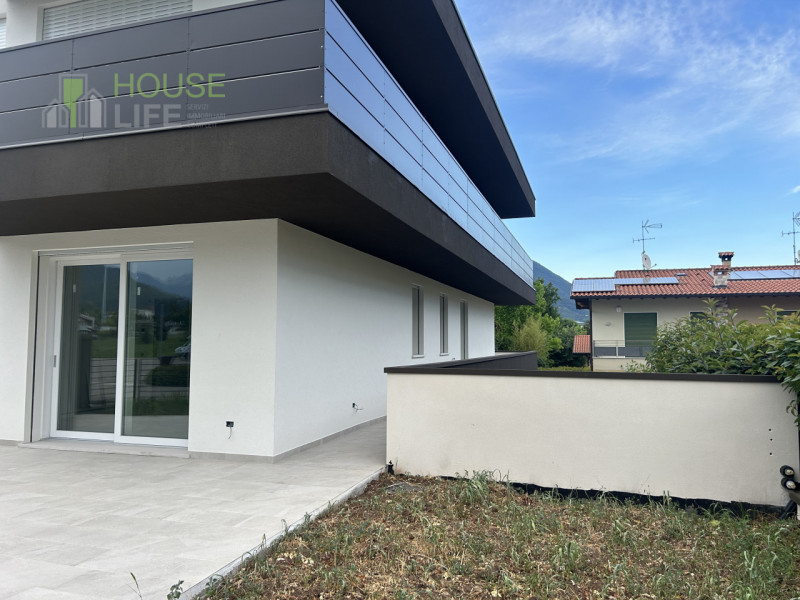 SCHIO – S.S. TRINITA’: elegante APPARTAMENTO TRICAMERE in bifamiliare sovrapposta posto al piano ...