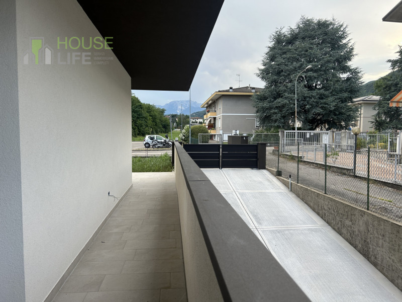 SCHIO – S.S. TRINITA’: elegante APPARTAMENTO TRICAMERE in bifamiliare sovrapposta posto al piano ...