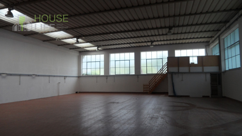 SCHIO - Z.I: CAPANNONE INDUSTRIALE di mq 1.000 circa H 6,00 mt con impianti, con terreno esterno ...