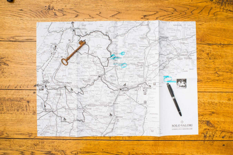 Rif. D001 (per info 346 9866664 Giulio)

Solo Valori propone area per capannone PRODUTTIVO - INDU...