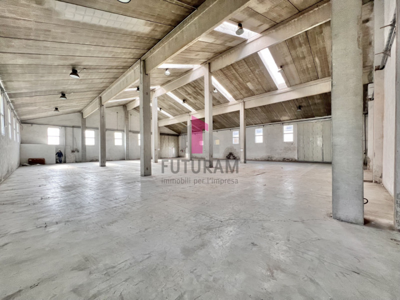 VICENZA EST/RIVIERA BERICA - RIF. 615FUTURAM - PER INFO 0444310220 - 3929183796

Si affitta capan...