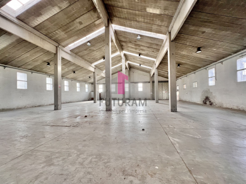 VICENZA EST/RIVIERA BERICA - RIF. 615FUTURAM - PER INFO 0444310220 - 3929183796

Si affitta capan...