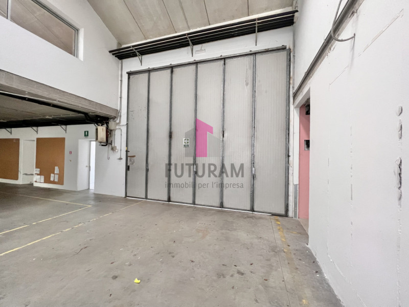 VICENZA EST/RIVIERA BERICA - RIF. 615FUTURAM - PER INFO 0444310220 - 3929183796

Si affitta capan...