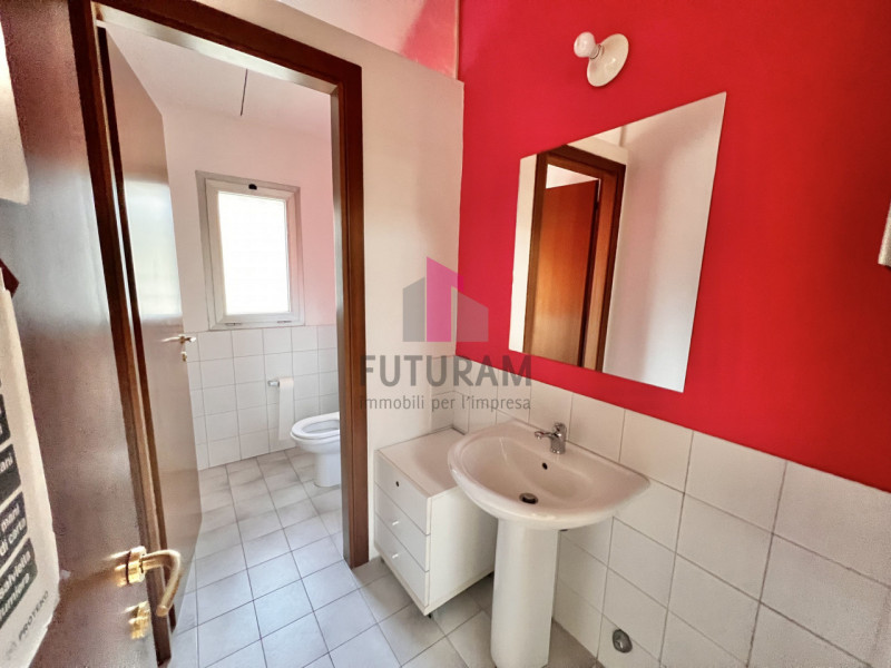 VICENZA EST/RIVIERA BERICA - RIF. 615FUTURAM - PER INFO 0444310220 - 3929183796

Si affitta capan...