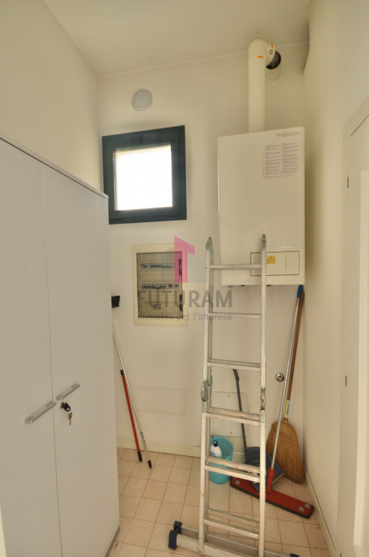 GRISIGNANO DI ZOCCO - RIF. 616FUTURAM - Per info 392/9183796 - 0444/310220 

Fronte strada statal...