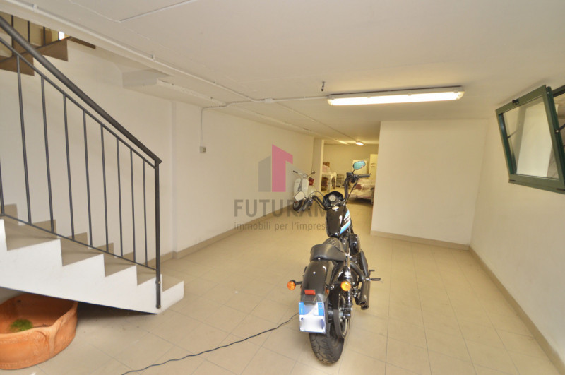 GRISIGNANO DI ZOCCO - RIF. 616FUTURAM - Per info 392/9183796 - 0444/310220 

Fronte strada statal...