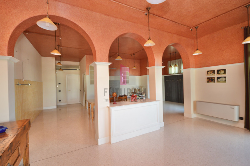 GRISIGNANO DI ZOCCO - RIF. 617FUTURAM - Per info 392/9183796 - 0444/310220 

Fronte strada statal...