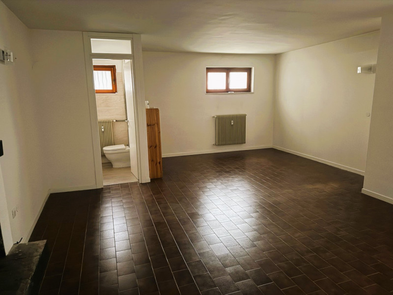 TRICAMERE RISTRUTTURATO CON TERRAZZO, TAVERNA E GARAGE DOPPIO. EURO 1300 MENSILI CANONE AGEVOLATO...