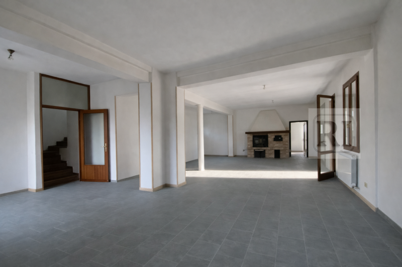 Unità abitativa principale – pronta all’uso L’unità principale si presenta in buone condizioni ge...