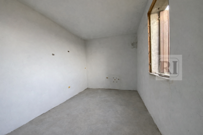 Unità abitativa principale – pronta all’uso L’unità principale si presenta in buone condizioni ge...