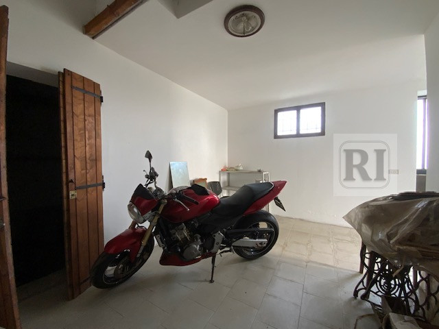 Unità abitativa principale – pronta all’uso L’unità principale si presenta in buone condizioni ge...