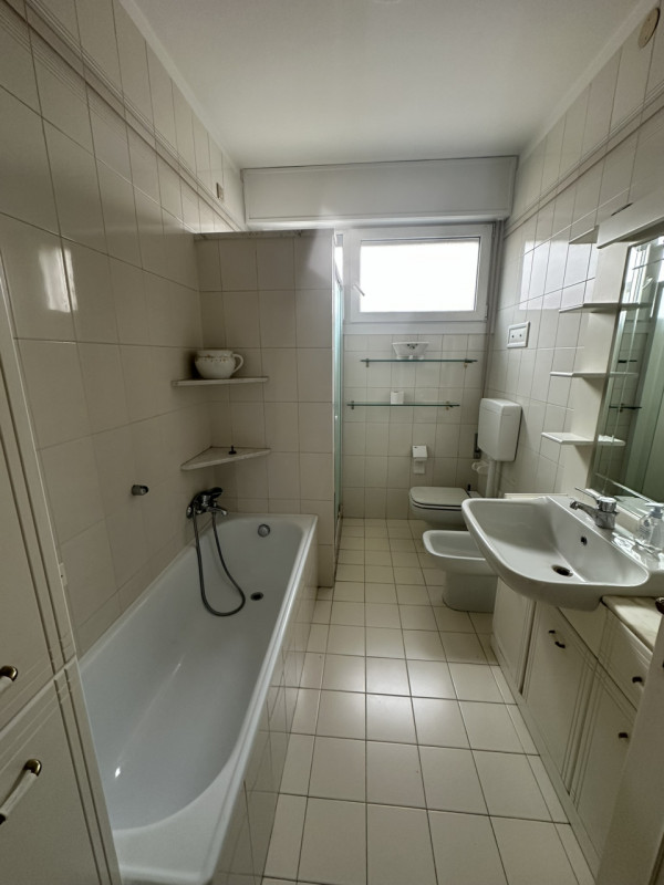 Sito in via Facciolati e comodo a tutti i servizi, affittasi appartamento arredato a SPECIALIZZAN...