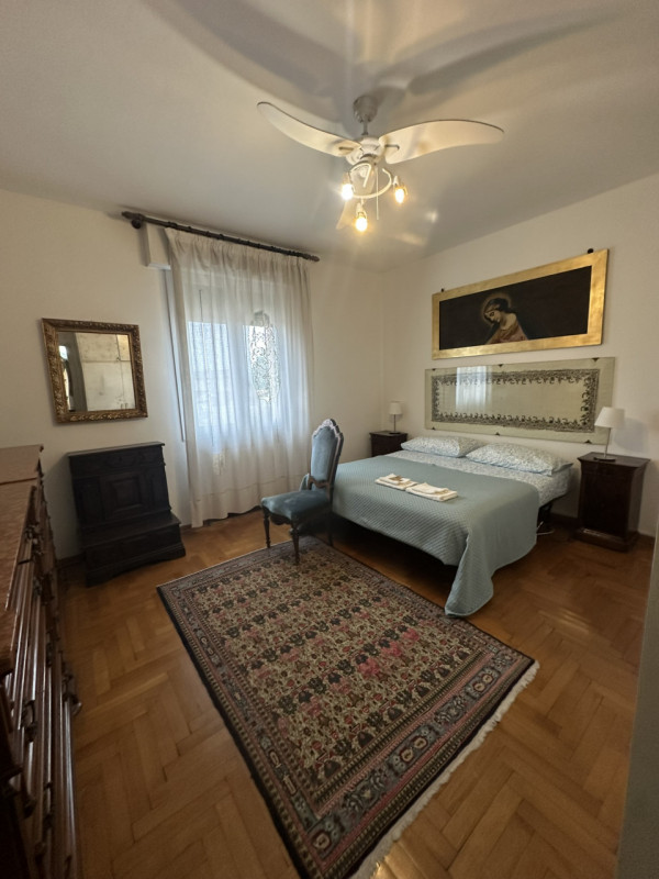 Sito in via Facciolati e comodo a tutti i servizi, affittasi appartamento arredato a SPECIALIZZAN...