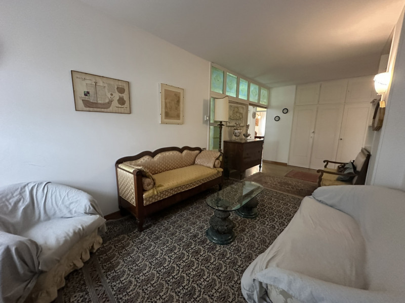 Sito in via Facciolati e comodo a tutti i servizi, affittasi appartamento arredato a SPECIALIZZAN...