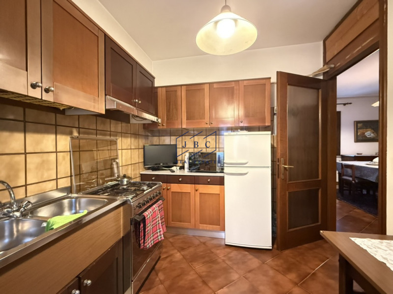 ODERZO - (TV)
Proponiamo in esclusiva un interessante appartamento trilocale situato a pochi pass...