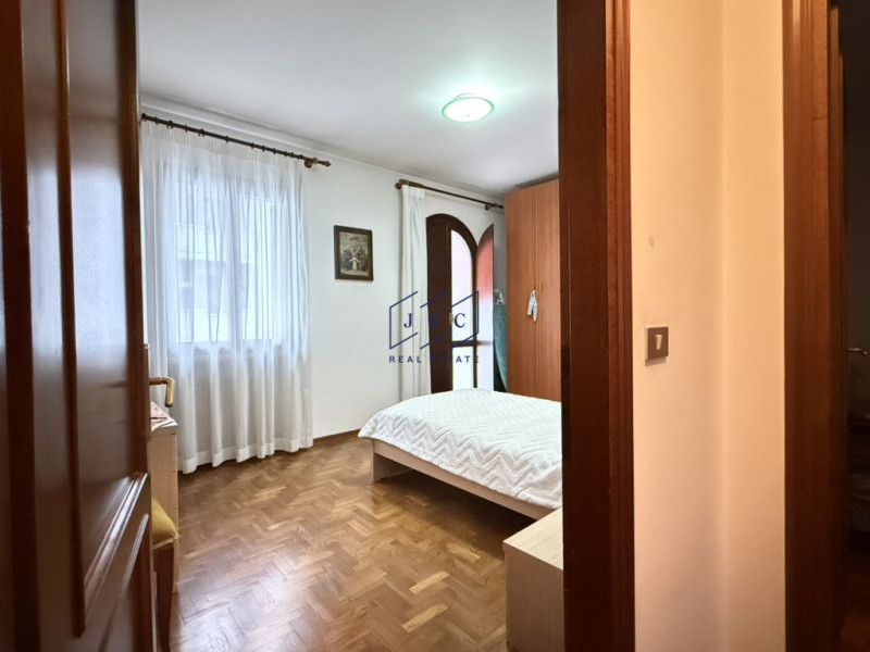 ODERZO - (TV)
Proponiamo in esclusiva un interessante appartamento trilocale situato a pochi pass...