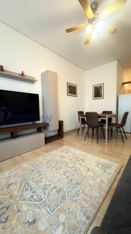 ARCELLA SAN CARLO APPARTAMENTO CON 3 POSTI LETTO PER STUDENTI

Dietro la chiesa di San Carlo, com...