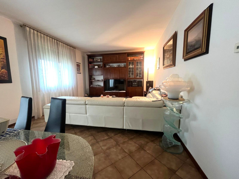 VILLATORA: CLASSE ENERGETICA A1 - EPgl,nren 82,82 KWh/mq anno.
In tranquillo quartiere residenzia...