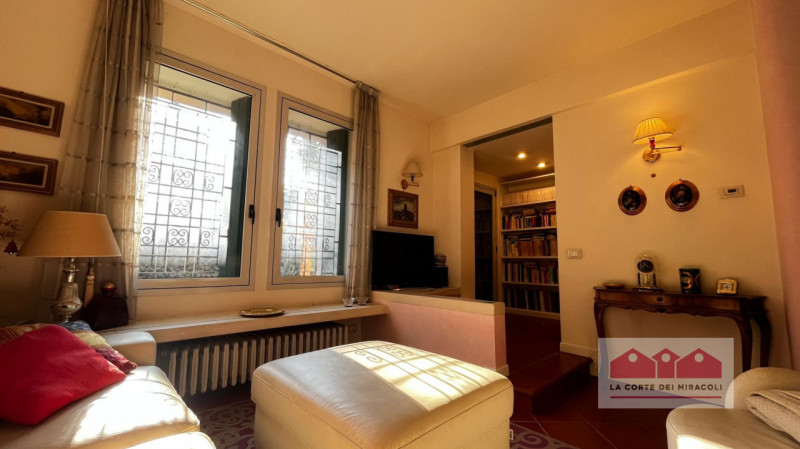 MONTE BERICO: BICAMERE COMPLETAMENTE ARREDATO CON TERRAZZA, GARAGE E CANTINA. RIF. 2223 RICHIESTA...