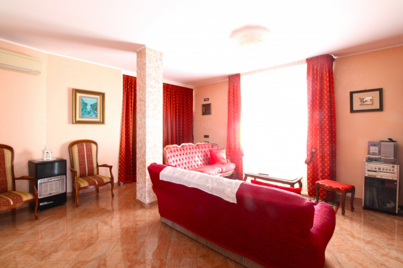 MASERA' DI PADOVA: situata nella frazione di Bertipaglia e comoda a tutti i principali servizi, c...