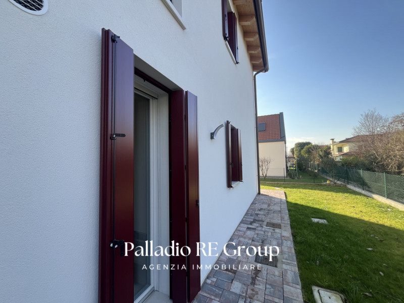 L'Esclusività incontra il Futuro: La tua Villa in Classe A4 a Lerino. Vivi l’indipendenza che hai...