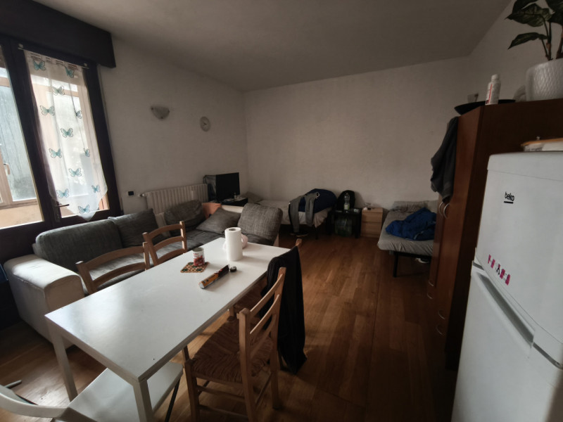 Nel rinomato quartiere di Sant’Osvaldo a Padova proponiamo in vendita un appartamento trilocale a...