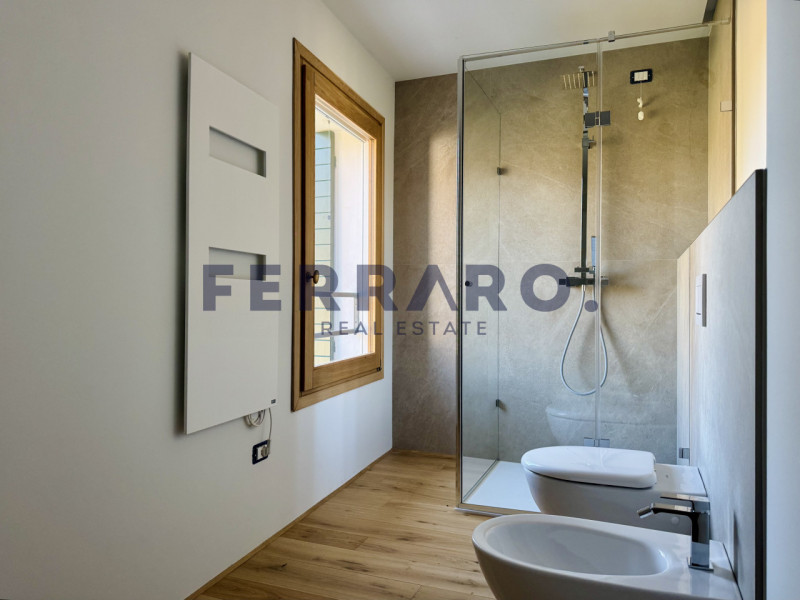 Treviso, Santa Maria del Rovere. Codice AV32.

A pochi passi dal quartiere di Santa Maria del Rov...