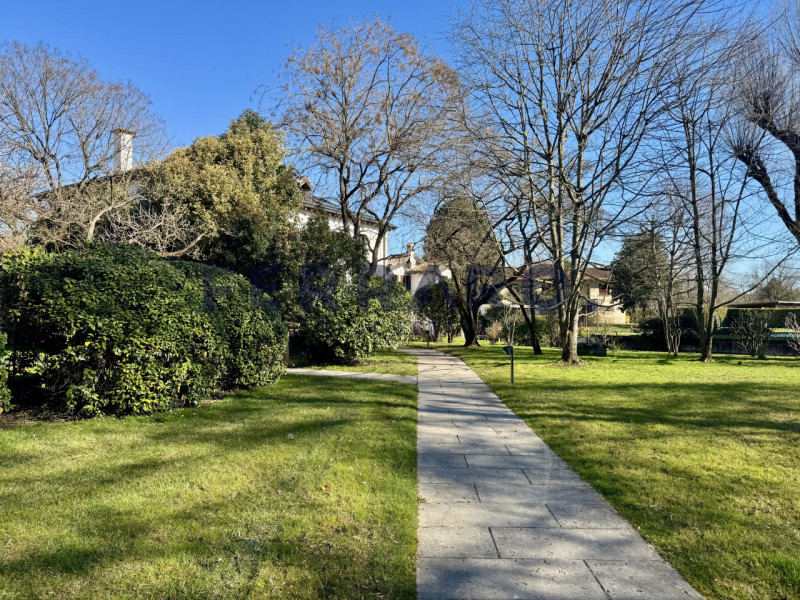 Treviso, Santa Maria del Rovere. Codice AV32.

A pochi passi dal quartiere di Santa Maria del Rov...