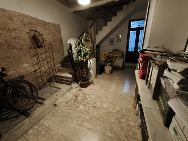 Scopri questa straordinaria opportunità di investimento a Savonarola, una delle zone più affascin...