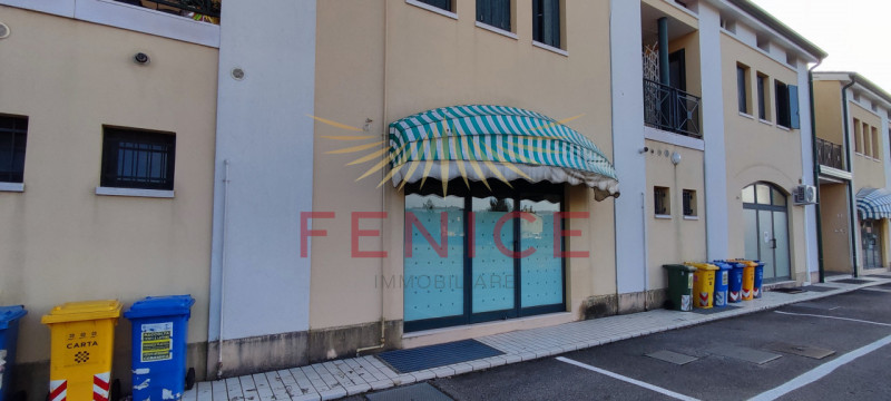 In affitto – Negozio commerciale di 75 mq a Bavaria (Nervesa della Battaglia)

Nel cuore di Bavar...