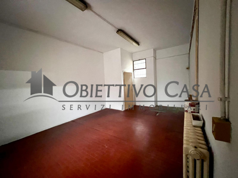 Rif AA1200 In zona centrale ad Albignasego, non affacciato direttamente ma accessibile a pochi me...