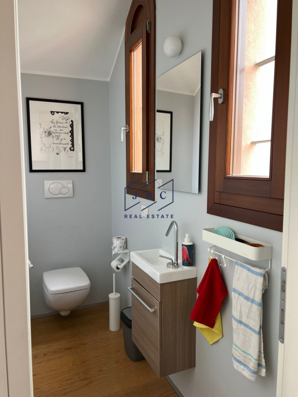 PORTOBUFFOLE' - (TV)
Immagina di vivere nel cuore di uno dei Borghi più Belli e piccoli d'Italia,...