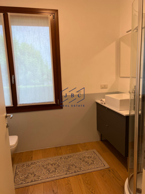 PORTOBUFFOLE' - (TV)
Immagina di vivere nel cuore di uno dei Borghi più Belli e piccoli d'Italia,...