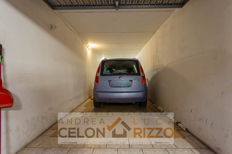 Nel cuore di Conselve, con tutti i servizi letteralmente sotto casa, proponiamo un appartamento u...