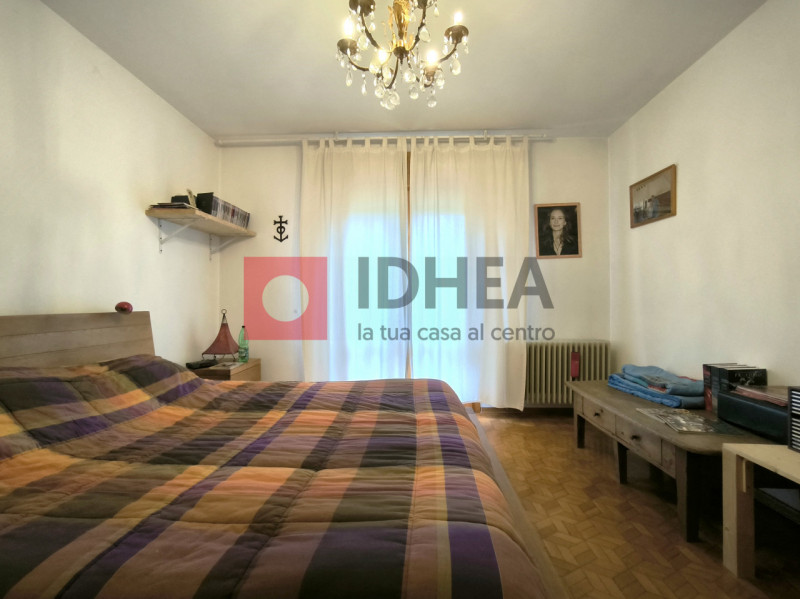 SILEA: CENTRO

In centro al paese, con tutti i servizi raggiungibili a piedi tra cui scuole, pani...