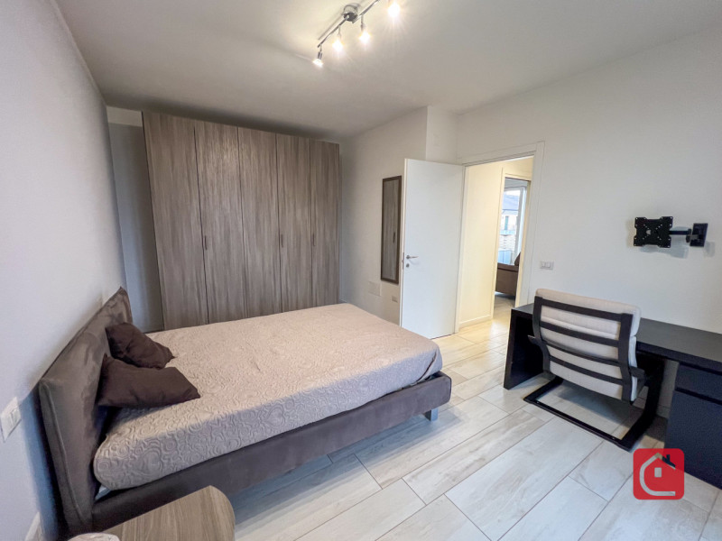 Proponiamo in vendita arioso appartamento di recentissima costruzione (2018) al secondo e ultimo ...