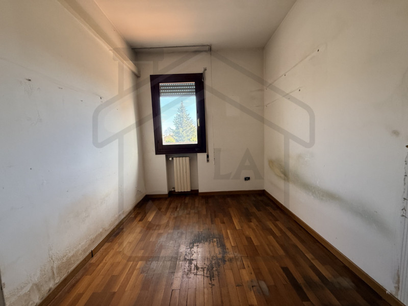 ABANO TERME - Appartamento duplex nel rinomato quartiere Pescarini, appartamento duplex situato a...