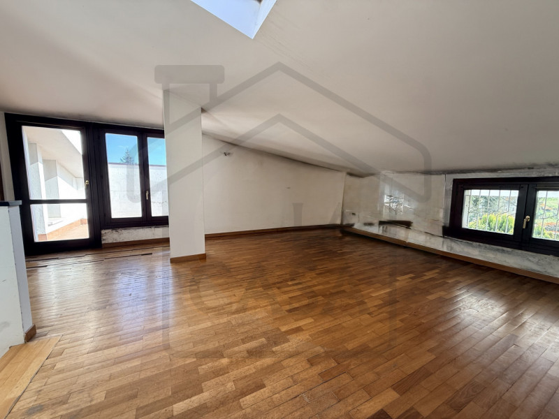 ABANO TERME - Appartamento duplex nel rinomato quartiere Pescarini, appartamento duplex situato a...