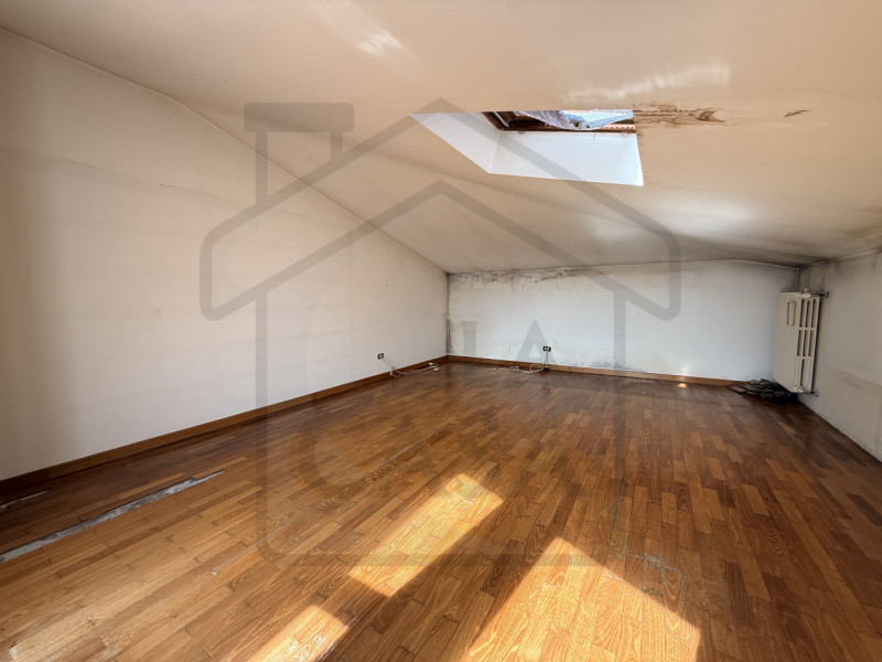 ABANO TERME - Appartamento duplex nel rinomato quartiere Pescarini, appartamento duplex situato a...