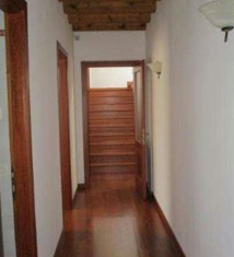 Rif. A.A.415-18

Vendita all'asta - villino su 3 livelli con giardino in data 27 febbraio 2026

D...