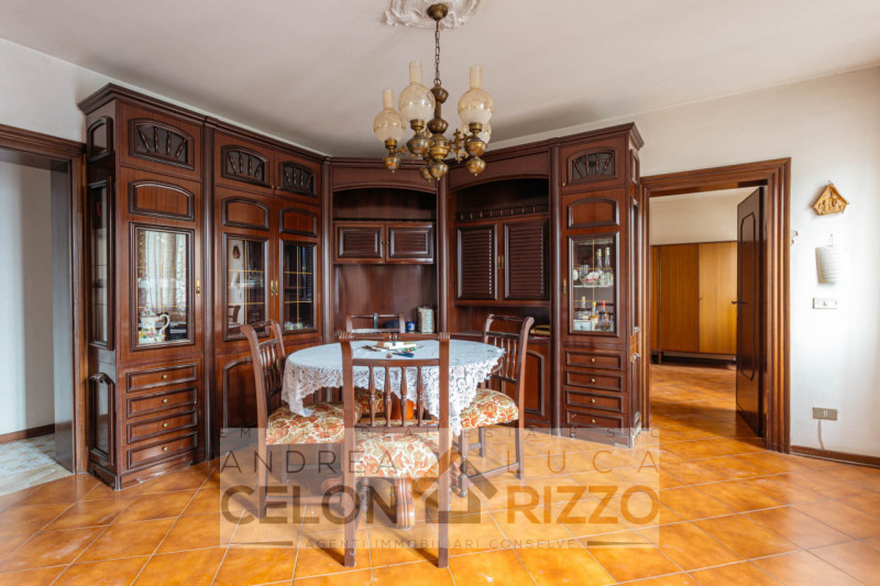 Immersa nella tranquillità della campagna di Arre, dove il tempo sembra scorrere con un ritmo più...