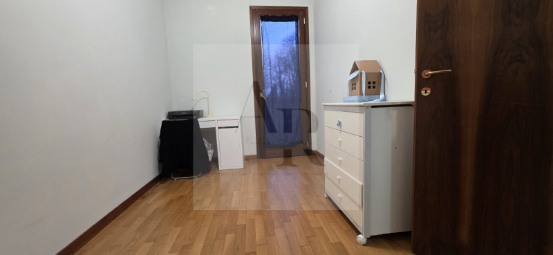 VIGODARZERE: Proponiamo, in esclusiva, a pochi passi dal centro su recente palazzina, un'incantev...