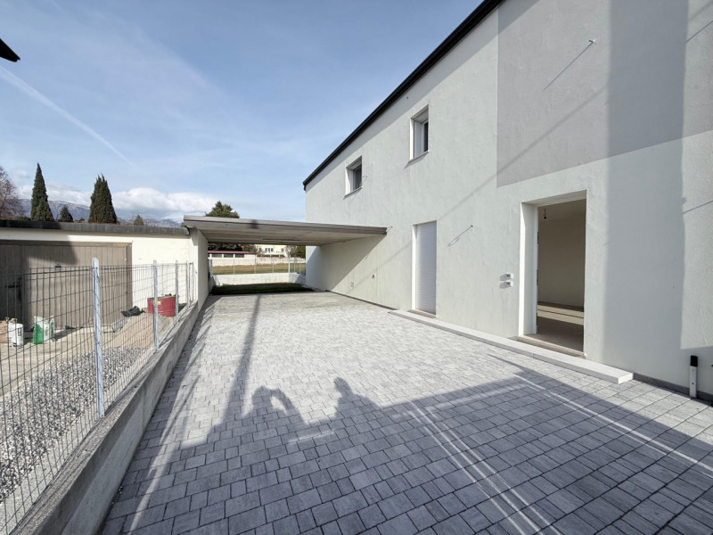 (Per INFO Fabrizio 333 7743912) Nel cuore del comune di Fonte, precisamente nella tranquilla e be...